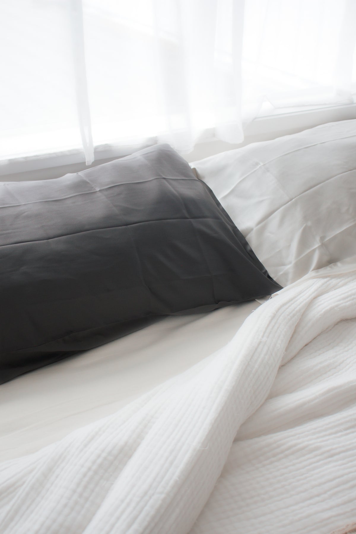 Silk Pillowcases. Best pillowcase for healthy hair and skin.