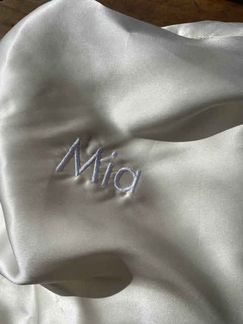 PERSONALISED MONOGRAM SILK PILLOWCASE SLEEP SET - Pure Silk Pillowcase & Manuka Lavender Sleep Set With Your Name Or Initials - Manuka Dreams
