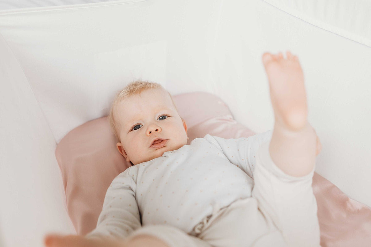 PURE SILK FITTED BABY SHEET - Bassinet Size - Manuka Dreams