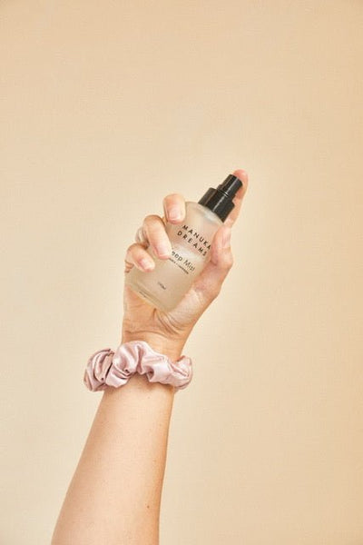 SCRUNCHIE MIST HEAVEN - Manuka Lavender Sleep Mist & Three Large Pure Silk Scrunchie Gift Box