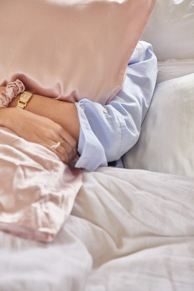 SILK DREAMS - One Pure Silk Pillowcase & Three Large Pure Silk Scrunchies In Gift Box